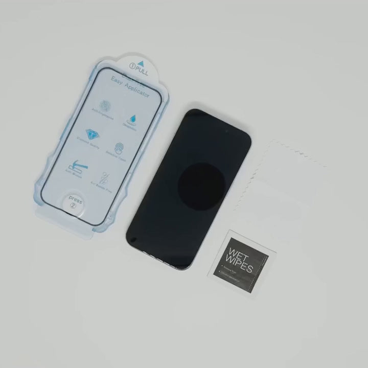 iPhone 17 - Ultra HD Screen Protector with Easy Applicator